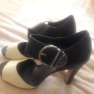 Karl Lagerfield Paris Open for Shoe